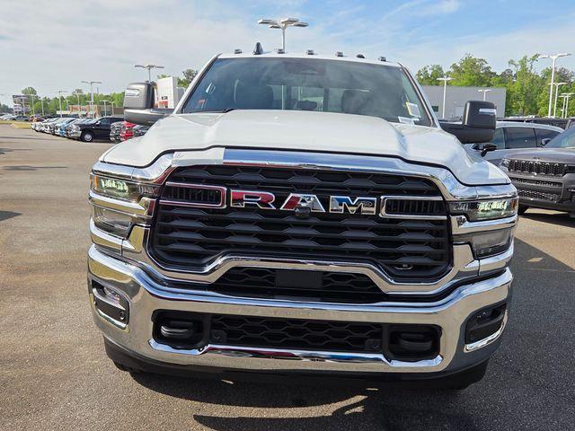 2026 RAM 2500 RAM 2500 TRADESMAN CREW CAB 4X4 64 BOX
