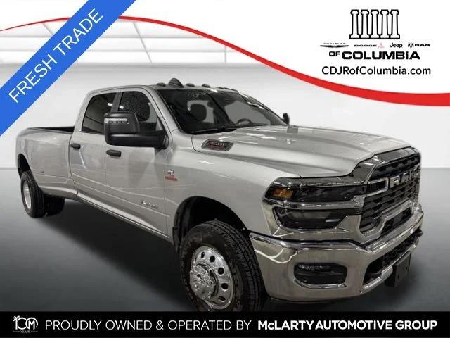 2026 RAM 3500 RAM 3500 BIG HORN CREW CAB 4X4 8 BOX
