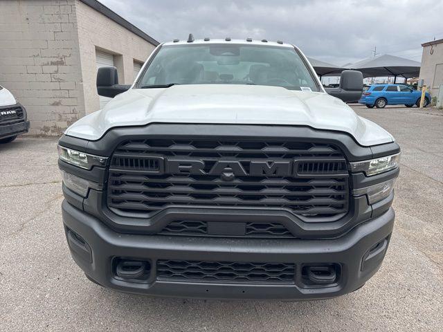 2026 RAM Ram 3500 Chassis Cab RAM 3500 TRADESMAN CREW CAB CHASSIS 4X4 60 CA