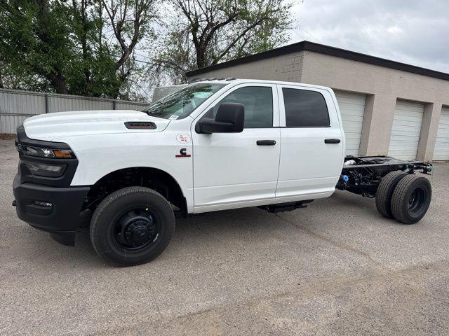 2026 RAM Ram 3500 Chassis Cab RAM 3500 TRADESMAN CREW CAB CHASSIS 4X4 60 CA