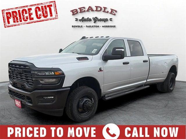 2026 RAM Ram 3500 RAM 3500 TRADESMAN CREW CAB 4X4 8 BOX 2026 RAM Ram 3500 RAM 3500 TRADESMAN CREW CAB 4X4 8 BOX