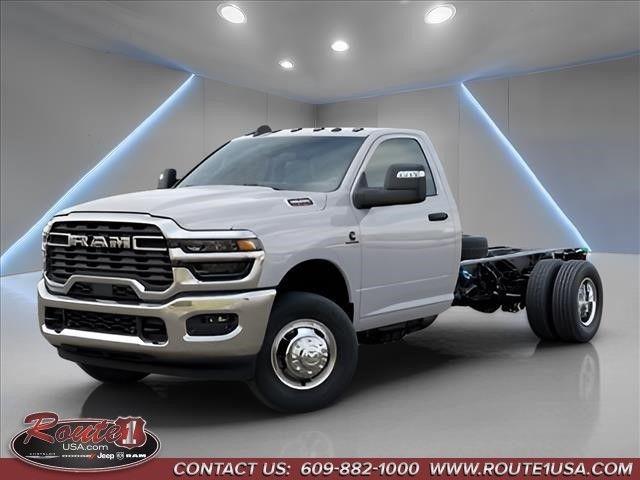 2026 RAM Ram 3500 Chassis Cab RAM 3500 TRADESMAN CHASSIS REGULAR CAB 4X4 84 CA