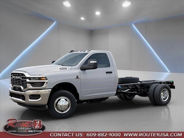 2026 RAM Ram 3500 Chassis Cab RAM 3500 TRADESMAN CHASSIS REGULAR CAB 4X4 84 CA