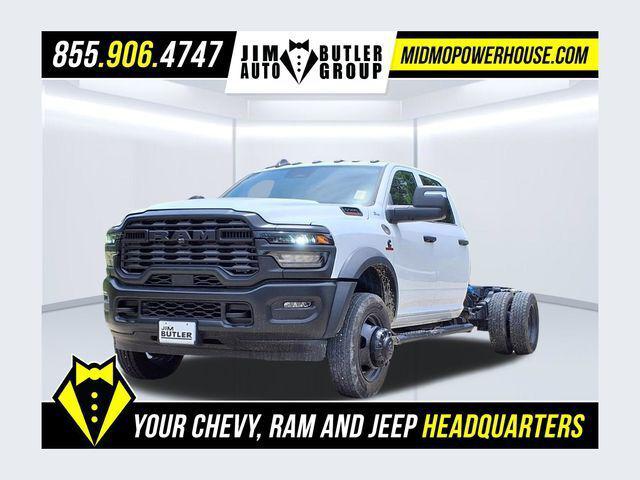 2026 RAM 5500 Chassis RAM 5500 TRADESMAN CHASSIS CREW CAB 4X4 84 CA