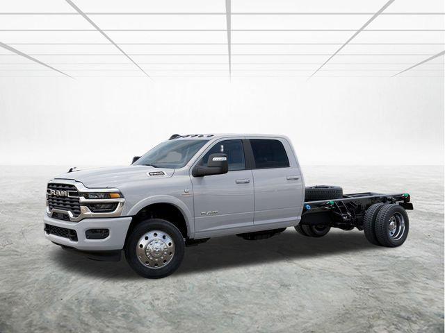 2026 RAM Ram 5500 Chassis Cab RAM 5500 BIG HORN CHASSIS CREW CAB 4X4 84 CA