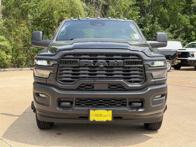 2026 RAM Ram 3500 RAM 3500 TRADESMAN CREW CAB 4X4 8 BOX