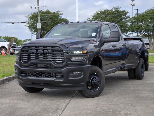 2026 RAM Ram 3500 RAM 3500 TRADESMAN CREW CAB 4X4 8 BOX