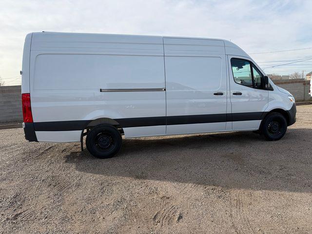 2026 Mercedes-Benz Sprinter 2500 Cargo 170 WB