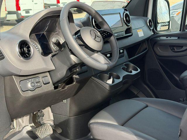 2026 Mercedes-Benz Sprinter 2500 Cargo 170 WB