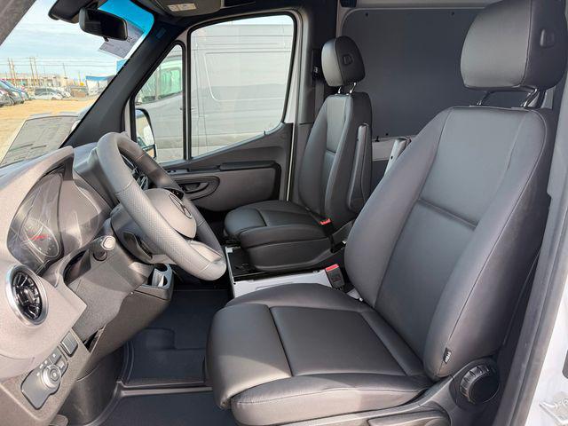 2026 Mercedes-Benz Sprinter 2500 Cargo 170 WB