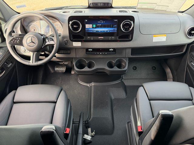 2026 Mercedes-Benz Sprinter 2500 Cargo 144 WB