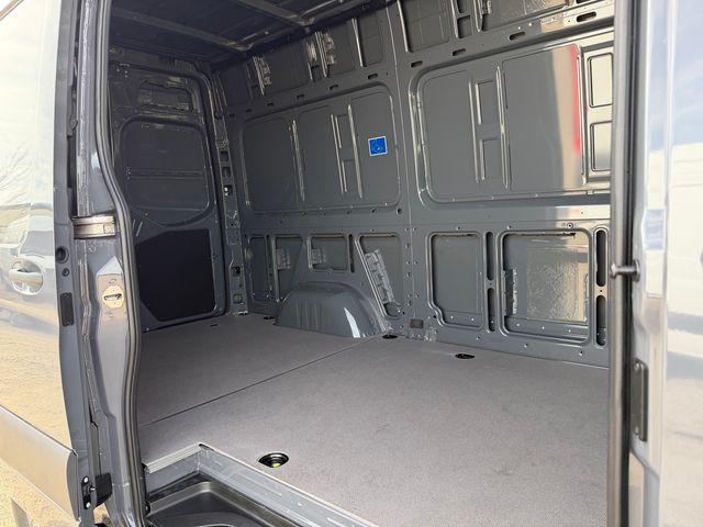 2026 Mercedes-Benz Sprinter 2500 Cargo 144 WB