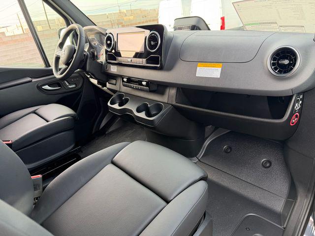 2026 Mercedes-Benz Sprinter 2500 Cargo 144 WB