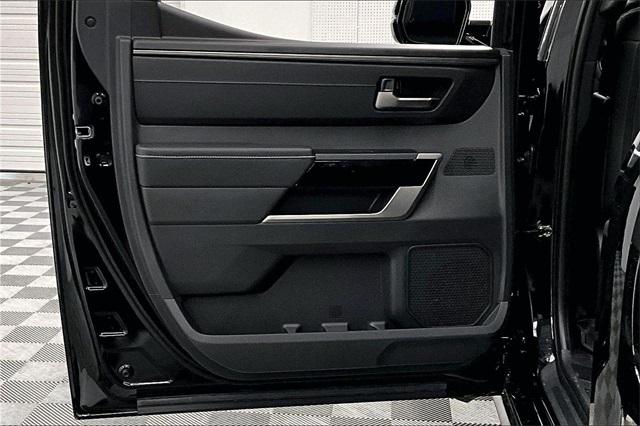 2026 Toyota Tundra Limited CrewMax 5.5' Bed