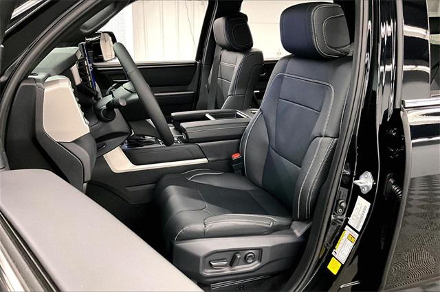 2026 Toyota Tundra Limited CrewMax 5.5' Bed