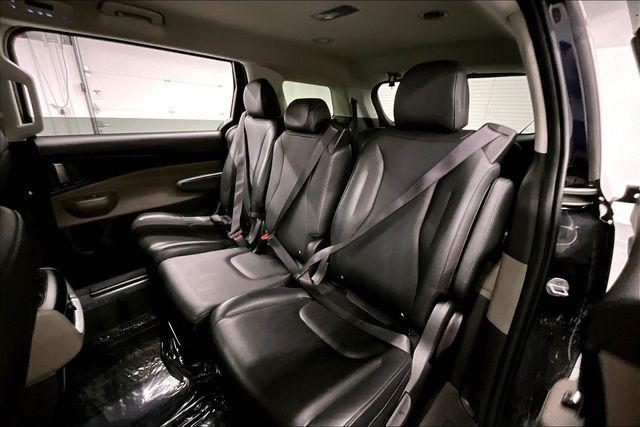 2025 Kia Carnival MPV LXS