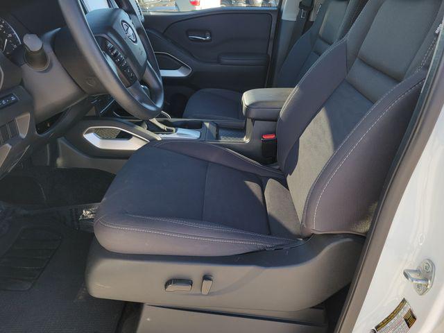 2024 Nissan Frontier Crew Cab SV 4x4