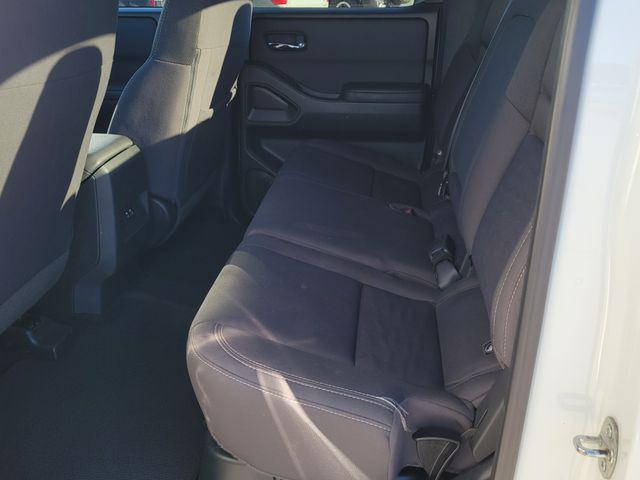 2024 Nissan Frontier Crew Cab SV 4x4