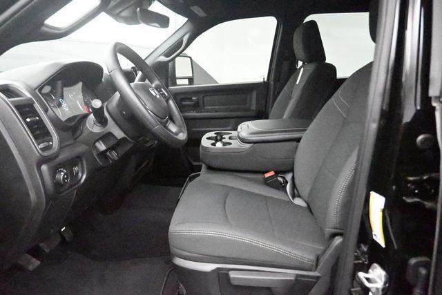 2026 Ram 3500 Tradesman Crew Cab 4x4 8' Box