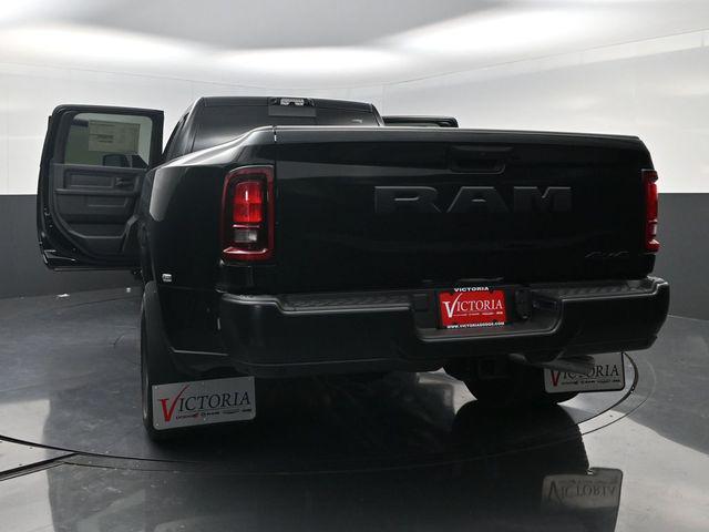 2026 Ram 3500 Tradesman Crew Cab 4x4 8' Box