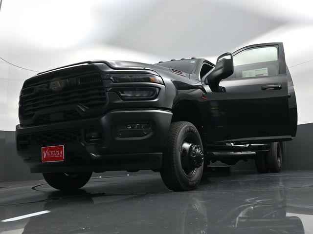 2026 Ram 3500 Tradesman Crew Cab 4x4 8' Box