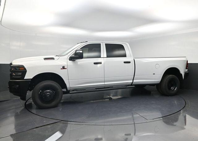 2026 Ram 3500 Tradesman Crew Cab 4x4 8' Box