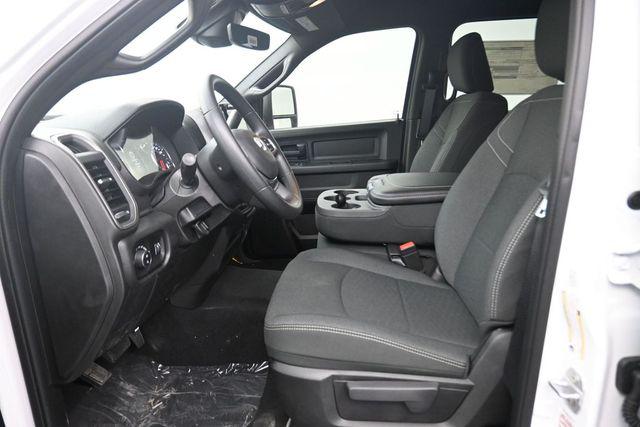 2026 Ram 3500 Tradesman Crew Cab 4x4 8' Box