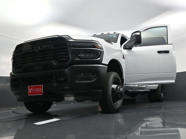 2026 Ram 3500 Tradesman Crew Cab 4x4 8' Box