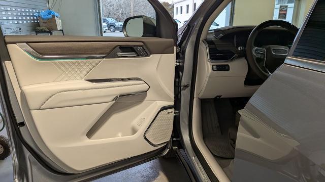 2026 GMC Acadia Denali AWD
