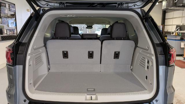 2026 GMC Acadia Denali AWD