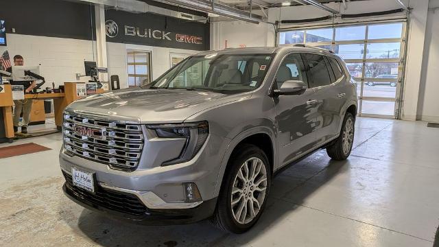 2026 GMC Acadia Denali AWD