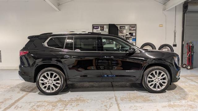 2026 GMC Acadia Denali AWD