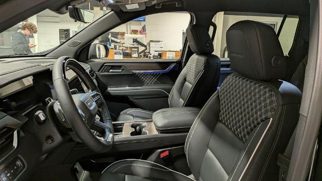 2026 GMC Acadia Denali AWD