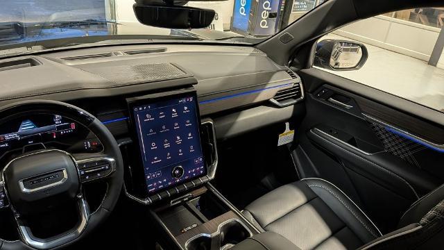 2026 GMC Acadia Denali AWD