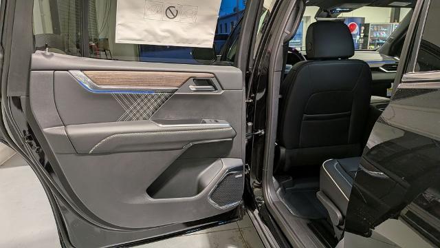 2026 GMC Acadia Denali AWD
