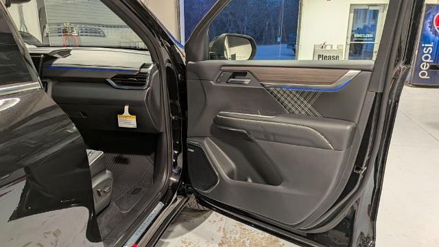 2026 GMC Acadia Denali AWD