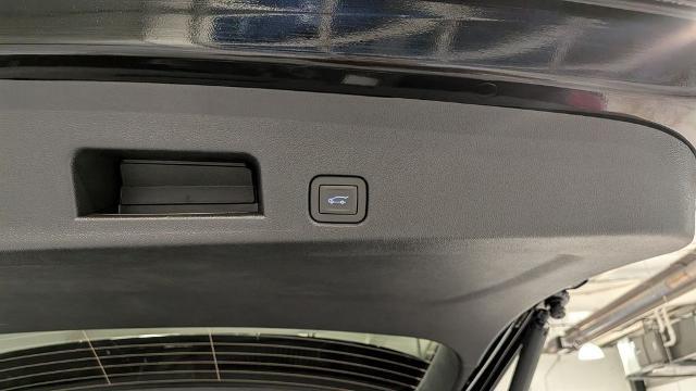 2026 GMC Acadia Denali AWD