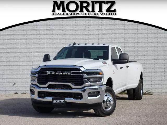 2026 RAM Ram 3500 RAM 3500 TRADESMAN CREW CAB 4X4 8 BOX