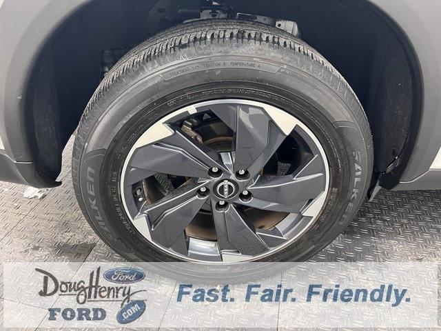 2025 Nissan Rogue SV FWD