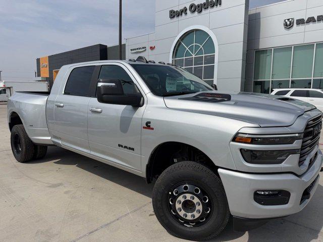 2026 RAM Ram 3500 RAM 3500 LARAMIE MEGA CAB 4X4 64 BOX