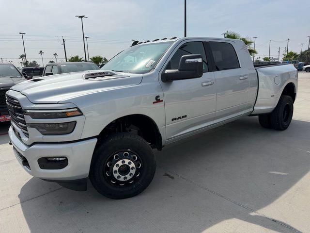 2026 RAM Ram 3500 RAM 3500 LARAMIE MEGA CAB 4X4 64 BOX