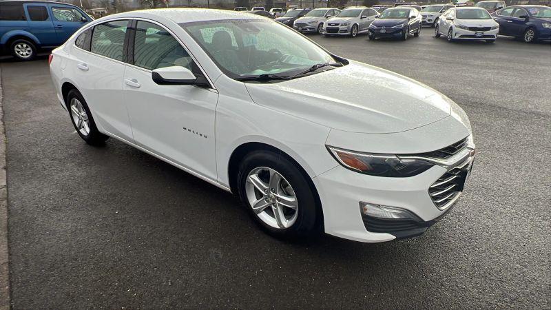 2023 Chevrolet Malibu FWD 1FL
