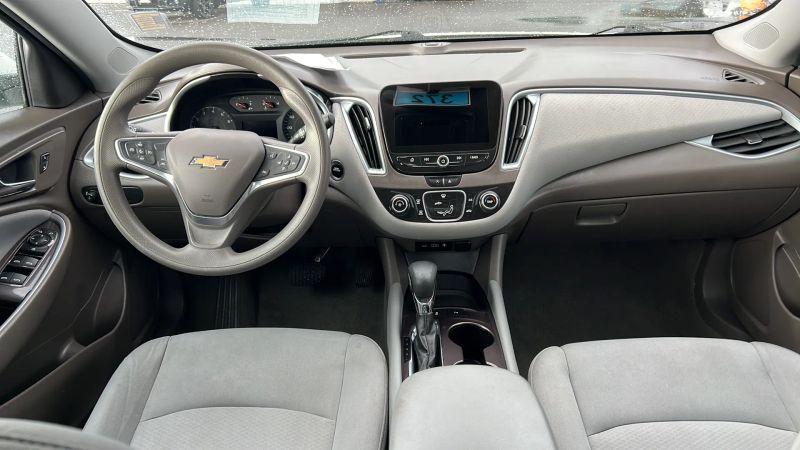 2023 Chevrolet Malibu FWD 1FL