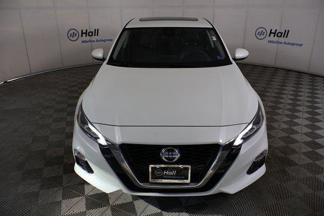 2022 Nissan Altima SL FWD