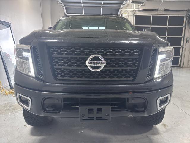 2017 Nissan TITAN PRO-4X