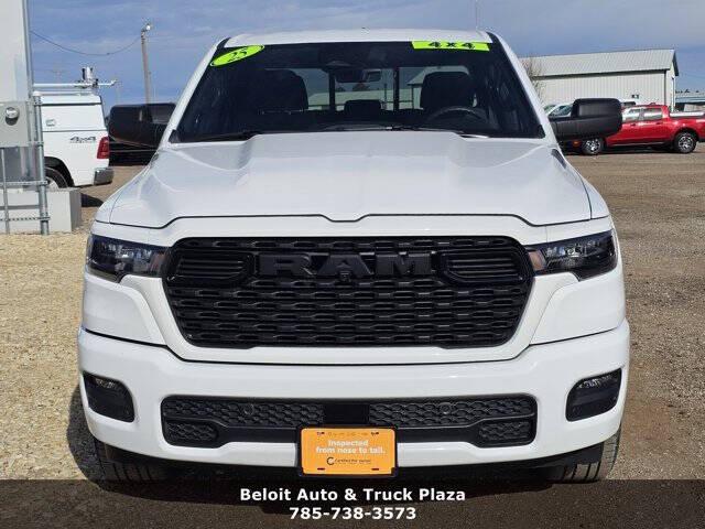 2025 Ram 1500 Tradesman Crew Cab 4x4 5'7" Box