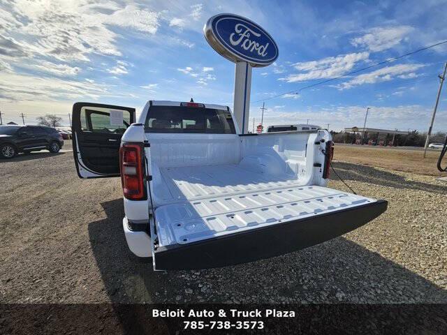 2025 Ram 1500 Tradesman Crew Cab 4x4 5'7" Box