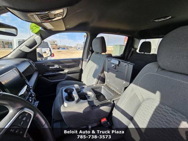 2025 Ram 1500 Tradesman Crew Cab 4x4 5'7" Box
