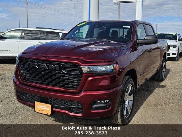 2025 Ram 1500 Tradesman Crew Cab 4x4 5'7" Box