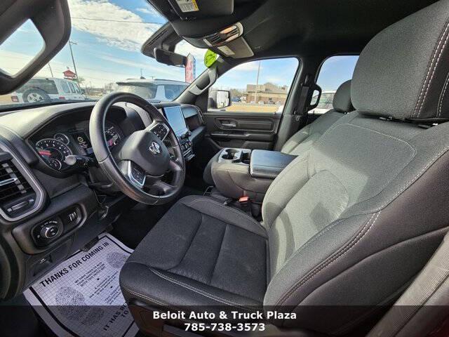 2025 Ram 1500 Tradesman Crew Cab 4x4 5'7" Box
